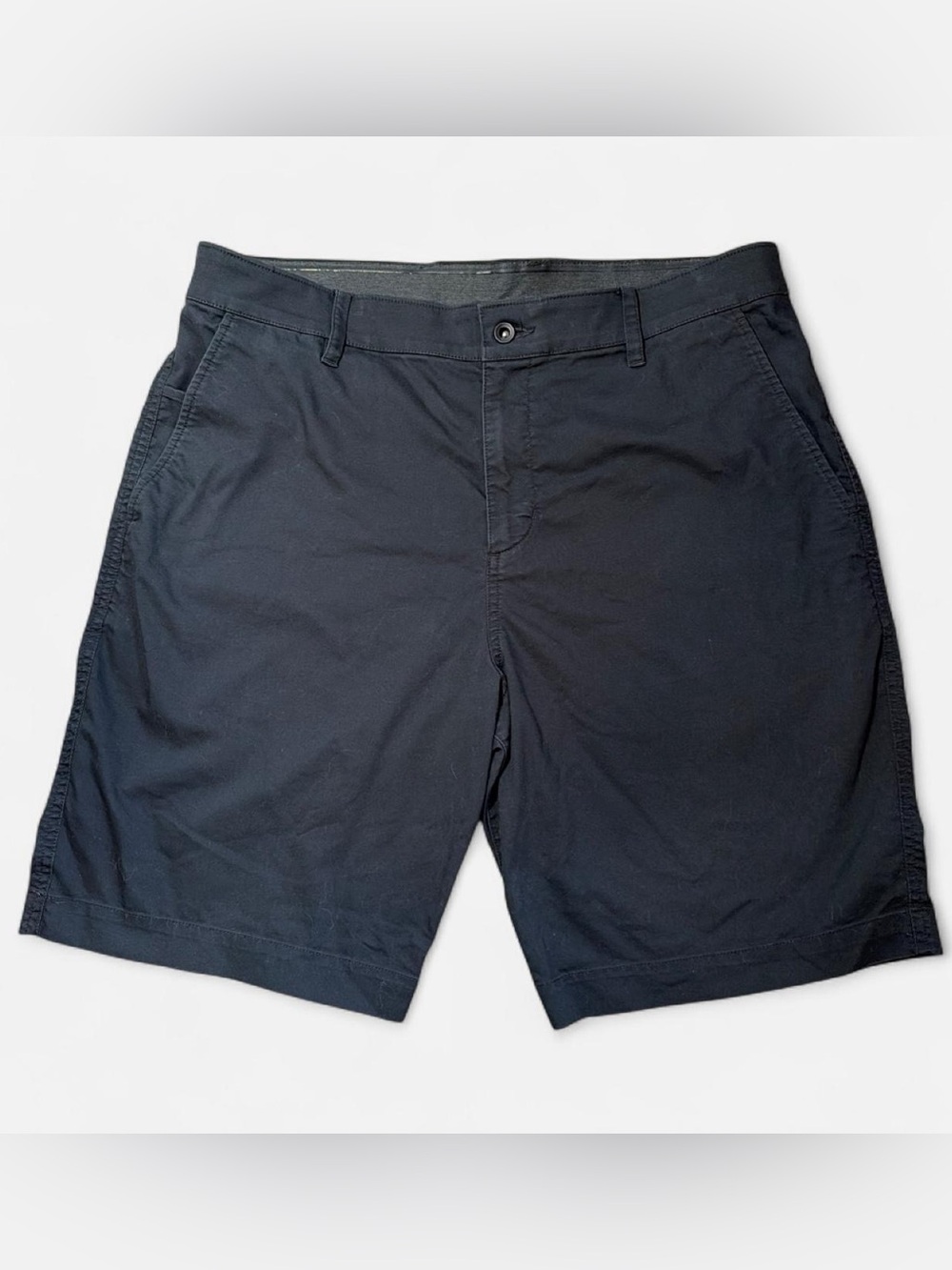 Nike Dri Fit Men's Black Flat-Front Performance Shorts